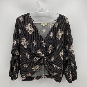 Meraki cropped top